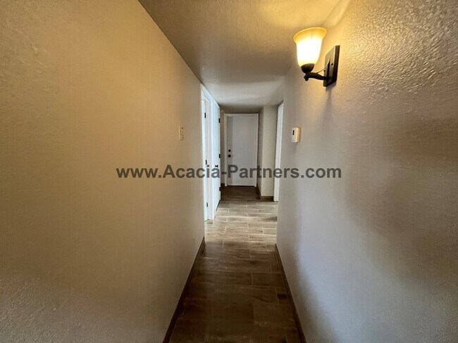 Building Photo - Three Bedroom In East Pointe Estates II