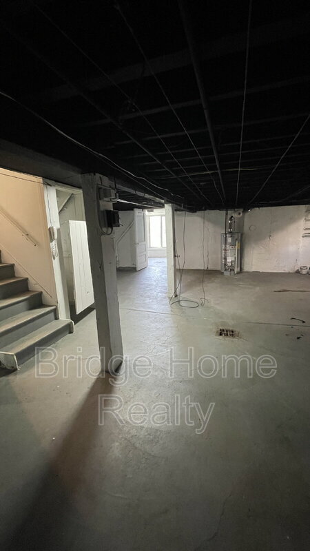 Building Photo - 119 Margaret St