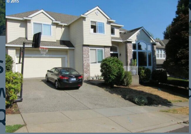 Building Photo - 12070 SW Jaeger Ter