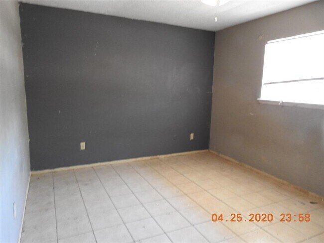 Building Photo - 6305 Westward St