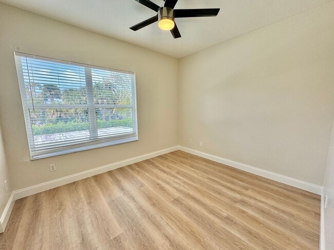 Building Photo - ** BRADSTROM AT LELY ** 3 BED / 2 BATH - CONDO - LIKE NEW! - GREAT LOCATION - ANNUAL RENTAL