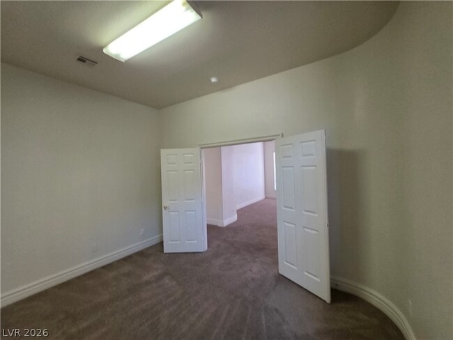 Building Photo - 10717 Refectory Ave