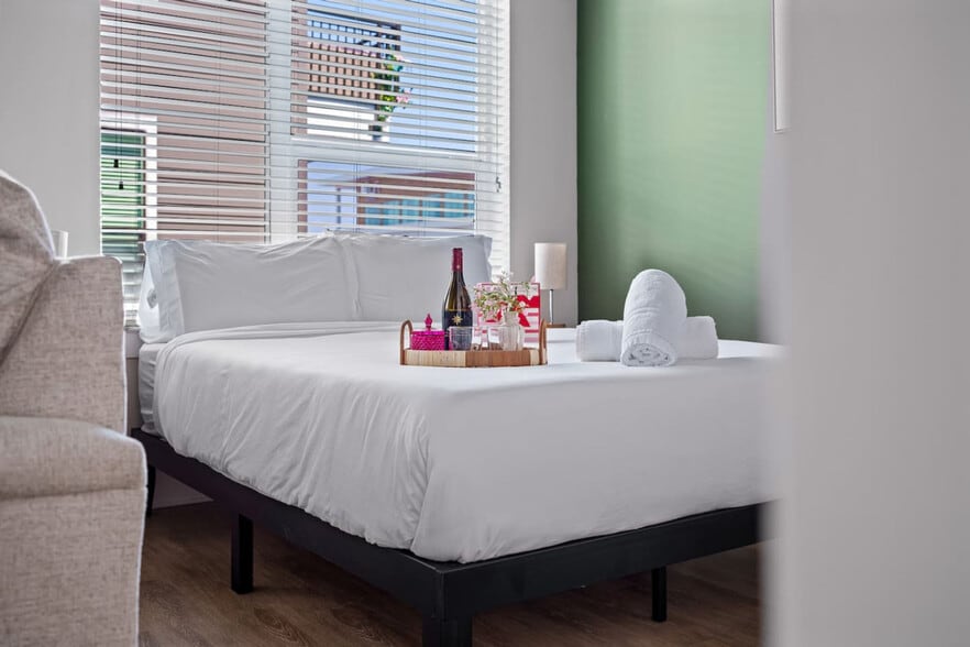 Building Photo - 2609 W Nassau St