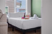 Building Photo - 2609 W Nassau St