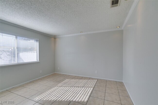 Building Photo - 6391 Chisos Dr