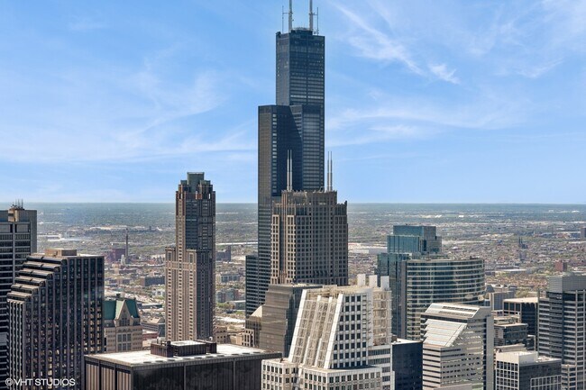 Building Photo - 401 N Wabash Ave