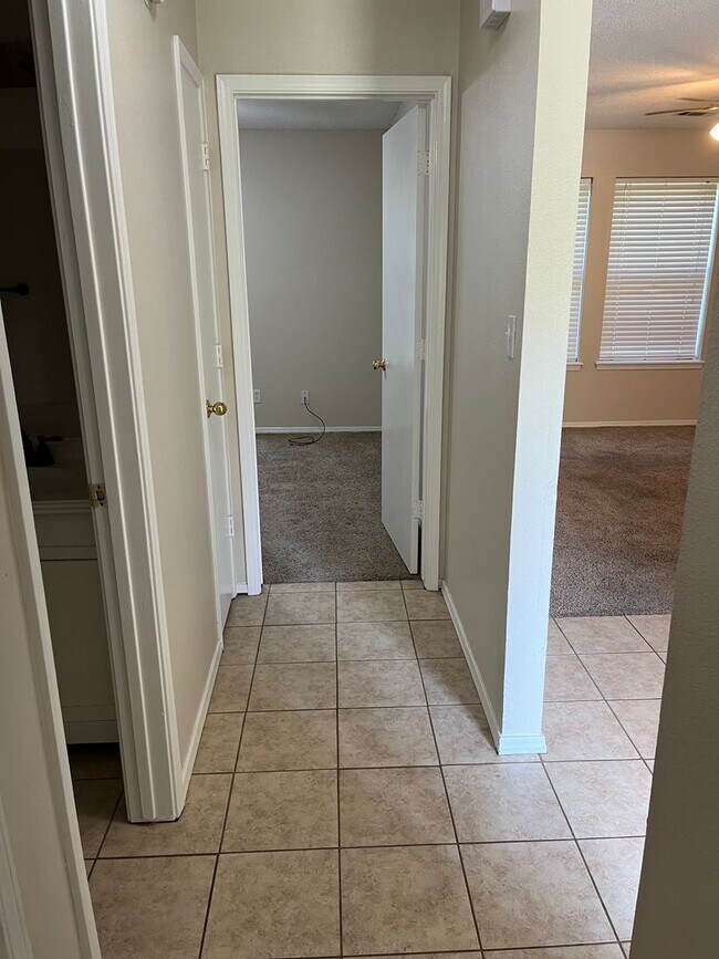 Building Photo - 41 Grand Brook Dr