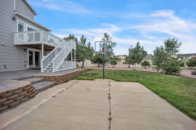Building Photo - 9811 Carrington Dr