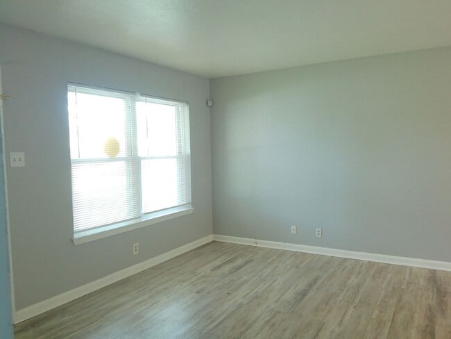 Building Photo - 4318 Belfast Dr