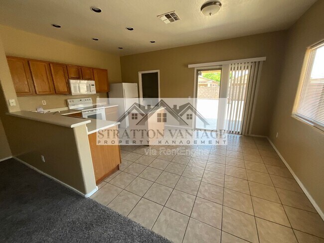 Building Photo - 9257 W Virginia Ave