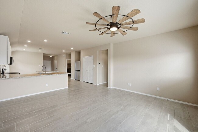 Building Photo - Spacious & Move-In Ready Rental in 78252 – Easy Access to Major Highways