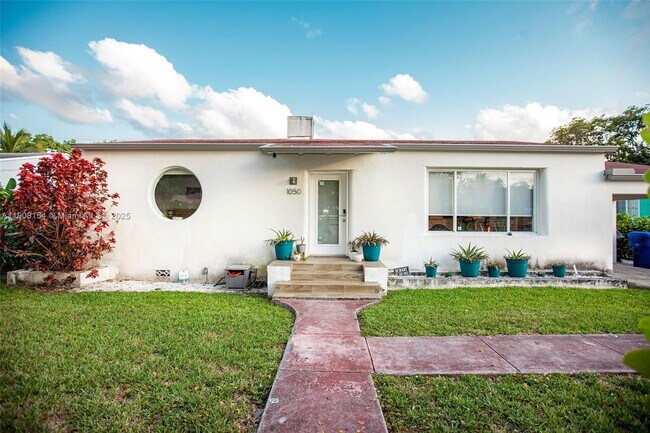 Building Photo - 1050 NW 46th St