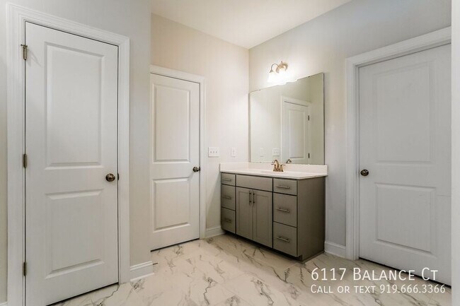 Building Photo - 6117 Balance Ct