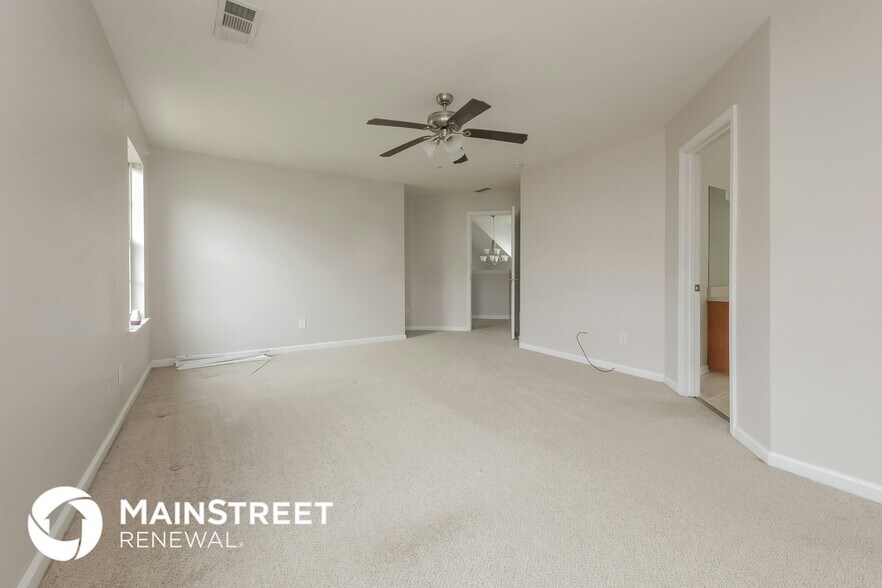 Building Photo - 408 Parkside Way