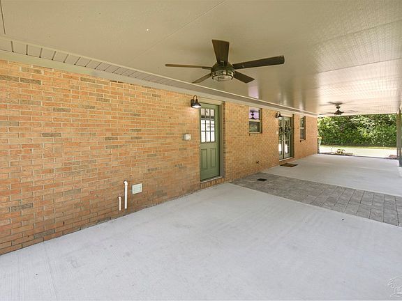 Building Photo - 5519 Royal St