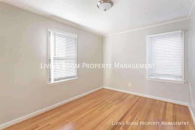 Building Photo - 2935 SE 77th Ave