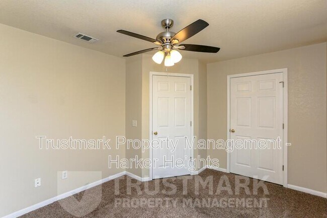 Building Photo - 3805 Wind Ct