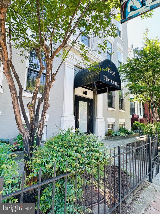 Building Photo - 1706 U St NW