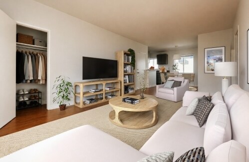 Interior Photo - 11676 Chenault Street