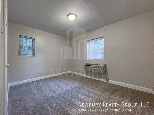 Building Photo - 319 San Juan Dr