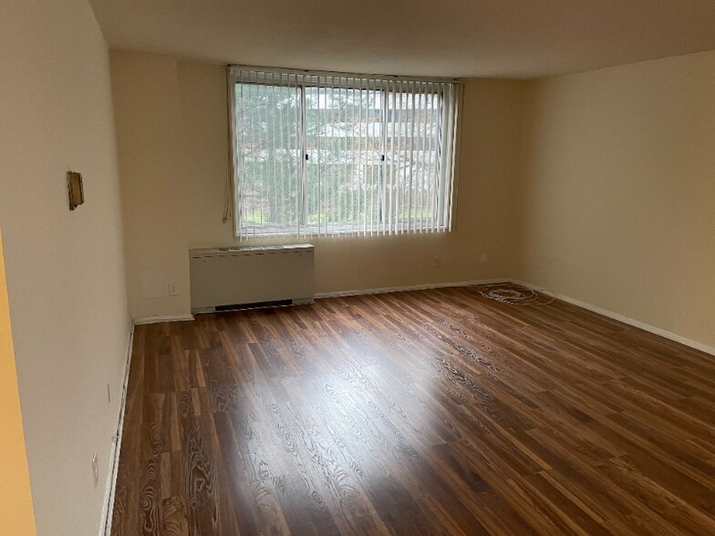 Building Photo - 11801 Rockville Pike