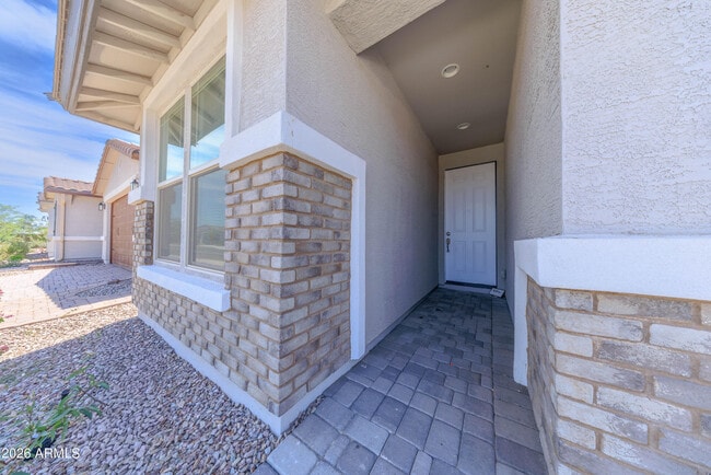 Building Photo - 40005 W Elm Dr