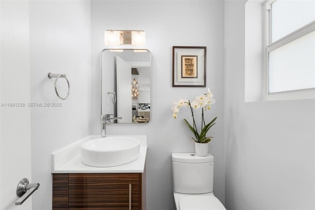 Building Photo - 7901 Noremac Ave