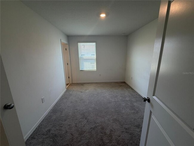 Building Photo - 2983 Skyline Lp