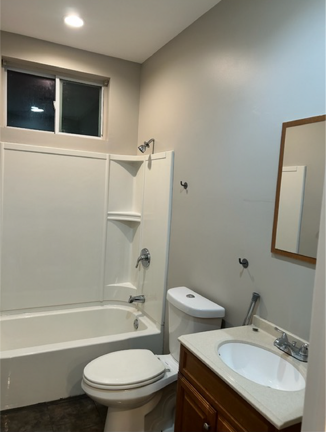 Building Photo - 2113 E Huntingdon St