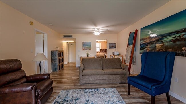 Building Photo - 5020 Brittany Dr S
