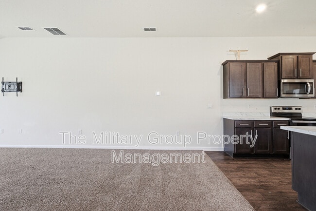 Building Photo - 15729 Equine Gait Dr
