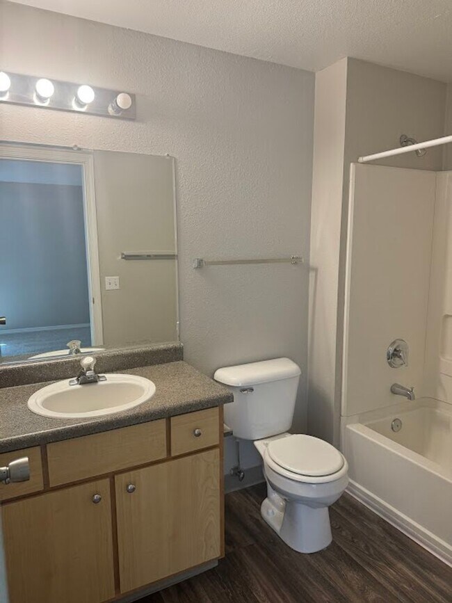 Building Photo - A New Wave of Living Here At Powell Court Apartments!