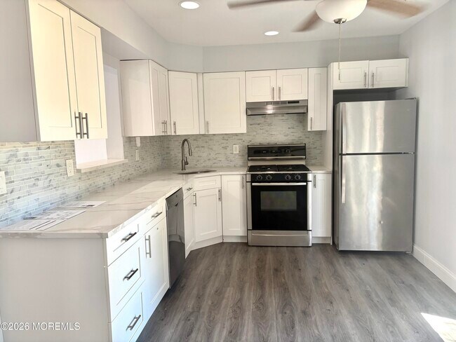 Building Photo - 709 Lady Slipper Ct
