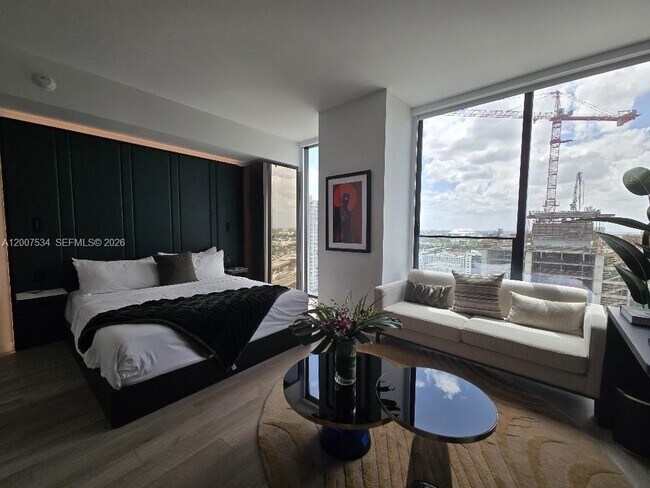 Building Photo - 20 NE 11th St