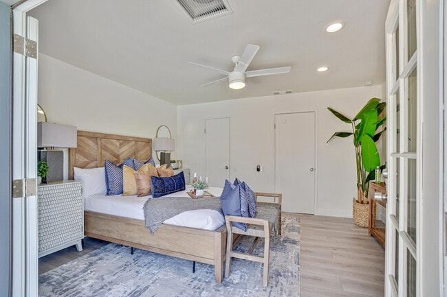 Building Photo - 74398 Myrsine Ave