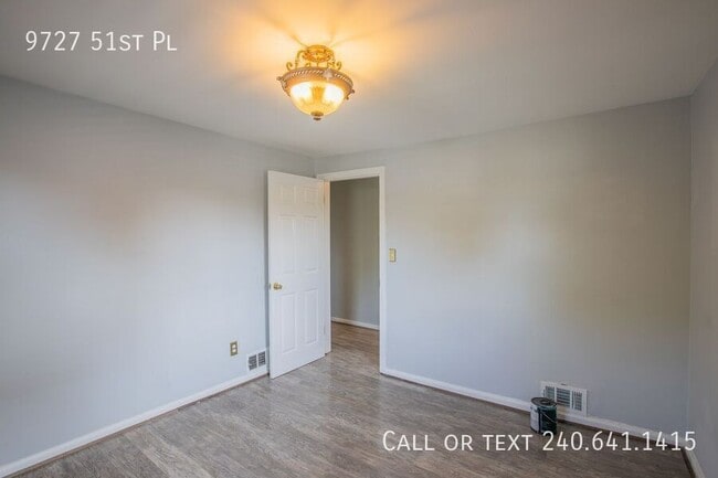 Building Photo - 9727 51st Pl