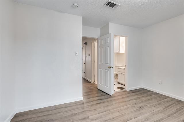 Building Photo - 215 Roberts Cir