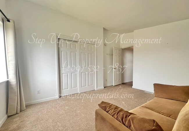 Building Photo - Inviting 2 Bedroom Soulsbyville Home with ...