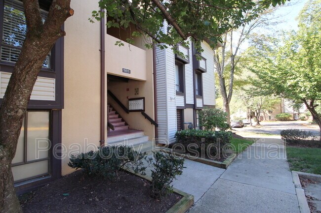 Building Photo - 11615 Stoneview Square