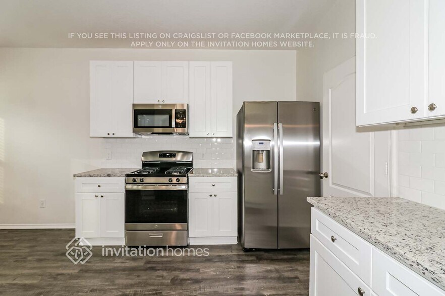 Building Photo - 2538 Sandvalley Way