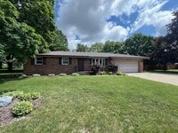 Building Photo - 6672 Belvidere Rd