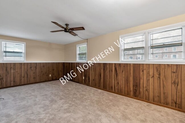 Building Photo - 5722 4th St S