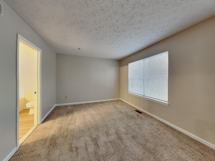 Building Photo - 7 Winlo Ct