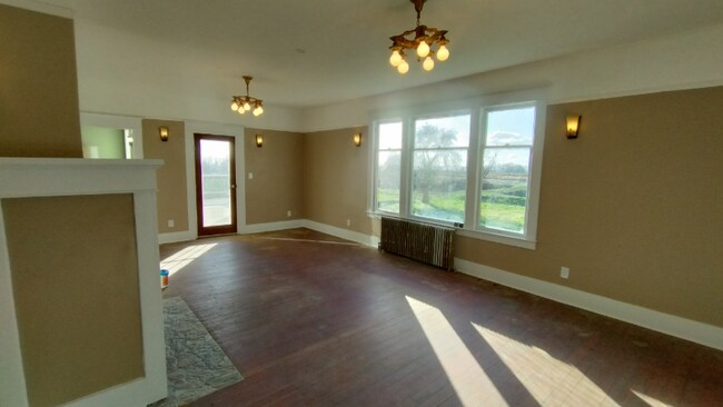 Building Photo - 26206 Marine Dr