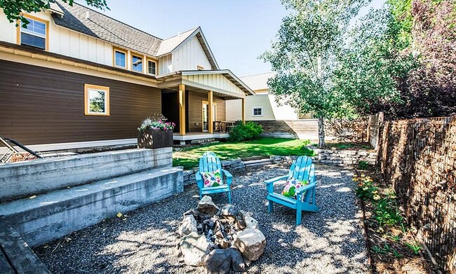 Building Photo - Gorgeous Single Family Home for Rent in Valley West Neighborhood! Near parks and ponds!
