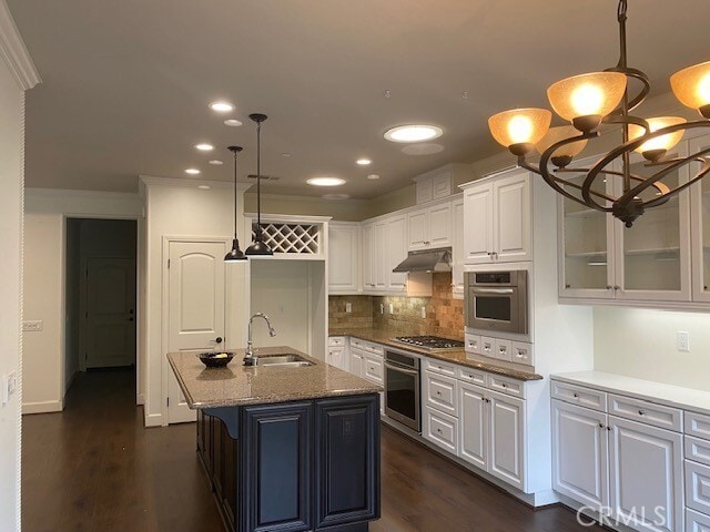 Building Photo - 29 Galan St