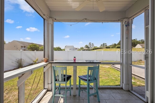 Building Photo - 208 Horizon Trl