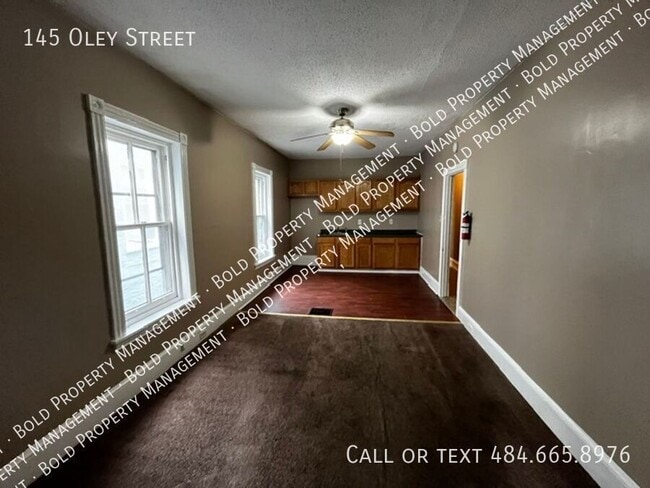 Building Photo - 145 Oley St