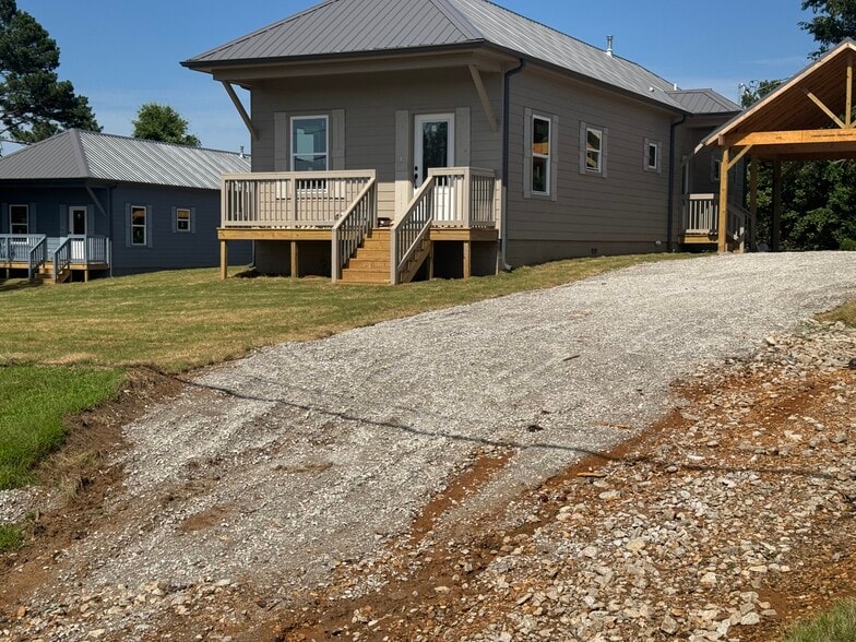 Building Photo - 46 County Road 115