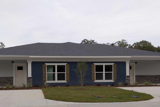 Building Photo - Greyes Place